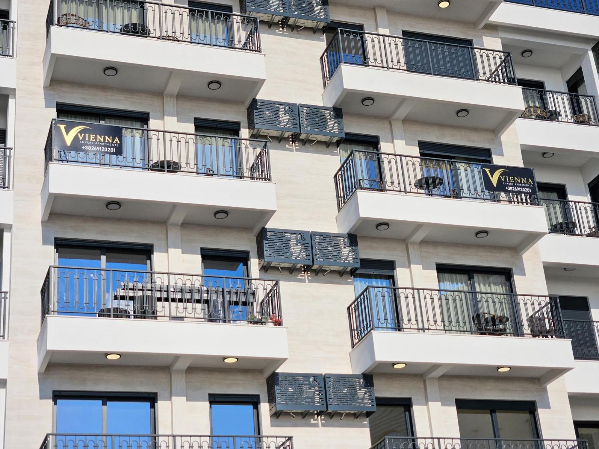 Vienna Luxury Apartments Dobra Voda Dış mekan fotoğraf