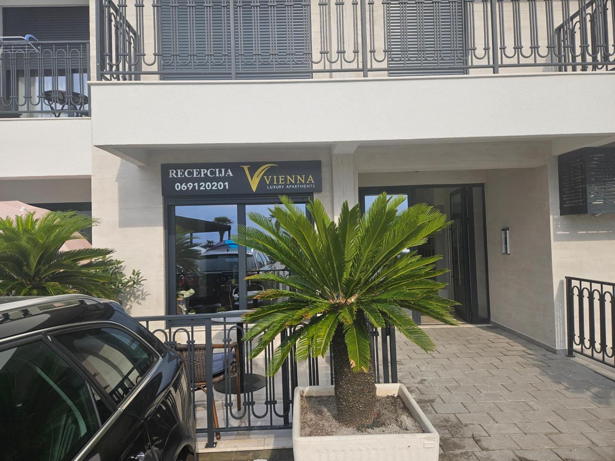 Vienna Luxury Apartments Dobra Voda Dış mekan fotoğraf